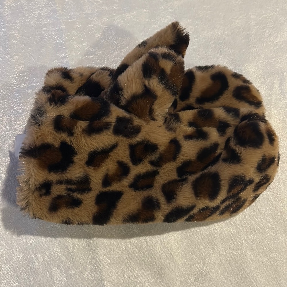 Leopard Winter Mittens